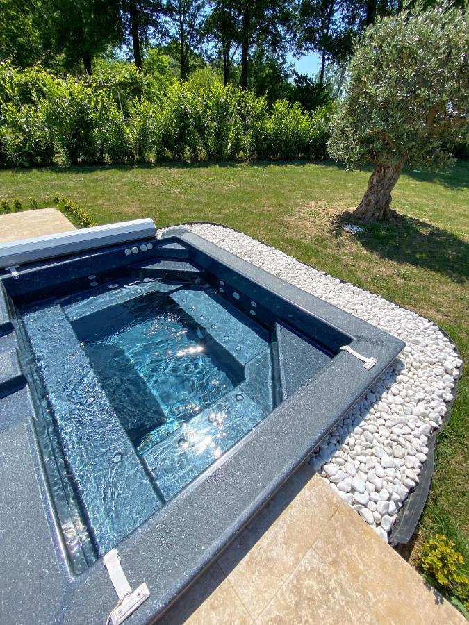 Villa Moderne , Neuve Piscine Jacuzzi . Sarlat-la-Caneda Ngoại thất bức ảnh